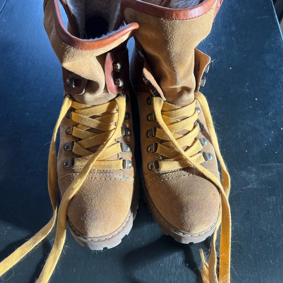 FRYE AND CO. Shoes - Frye Lace-Up Hiking Boots